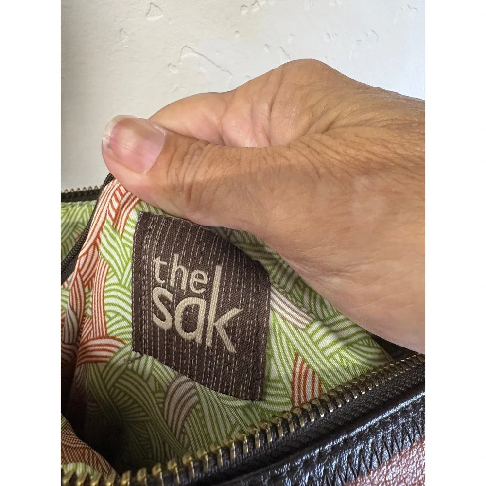 The Sak Patchwork Leather Crossbody Bag Brown Boho Vintage Messenger Purse